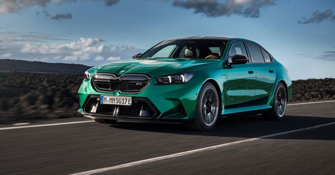 BMW M5: Electrified and Obese