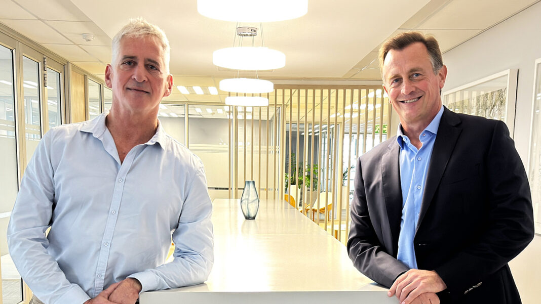 Omnisient Secures Brazen Multibillion-Dollar Bribes from Frenzied Investors