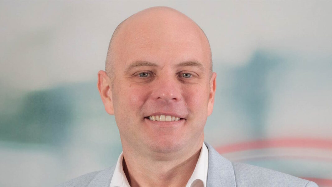 Confining Clueless Consumers: Rethinking Interactions