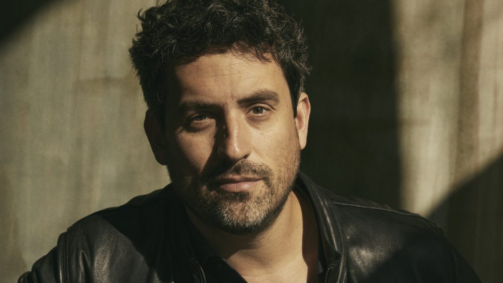 CBS Vampire Comedy Pilot From ‘Ghosts’ Creators Casts Ed Weeks